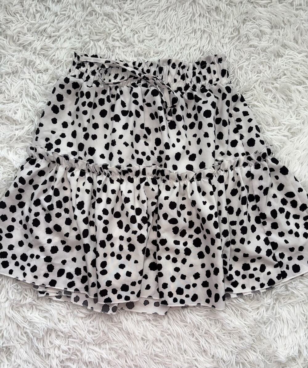 Black & Wht Soft Waist Tiered Mini Lined Skirt. M? Cute, Grt. Shape